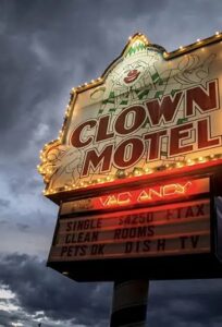 دانلود فیلم هتل دلقک ها Clown Motel 2023